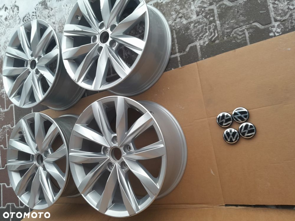 Vw T6 Felgi 7E0601025Q 18 ET50 - 2