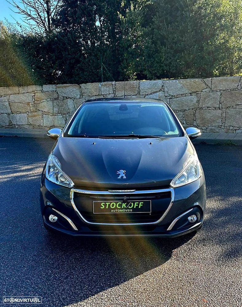 Peugeot 208 1.2 PureTech Style - 1