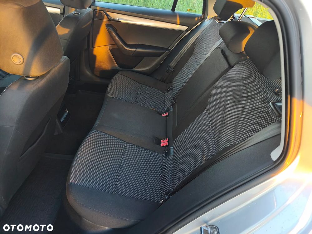 Skoda Octavia 1.6 TDI Active - 4