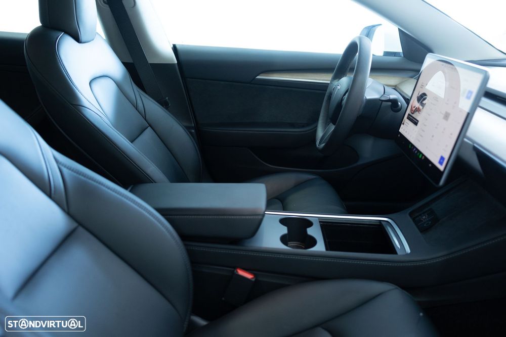 Tesla Model 3 Standard RWD Plus - 14