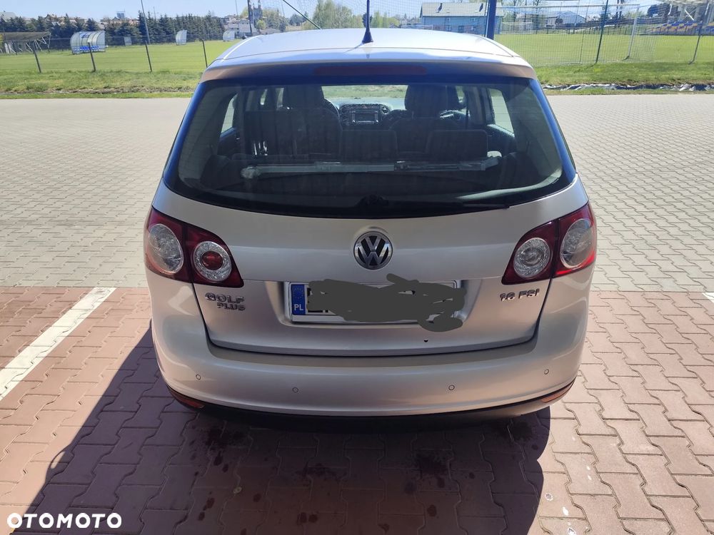 Volkswagen Golf Plus 1.6 FSI Tour - 2