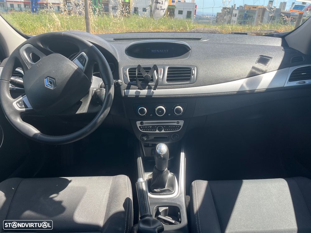 Renault Mégane Sport Tourer 1.5 dCi Dynamique - 6