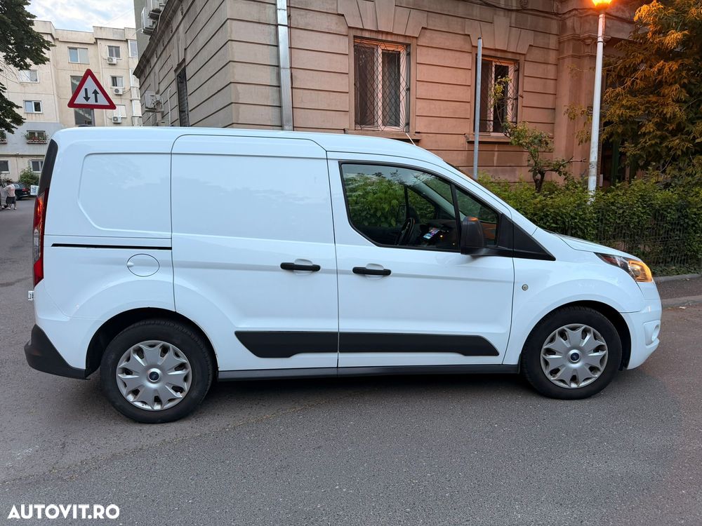 Ford Transit Connect - 3