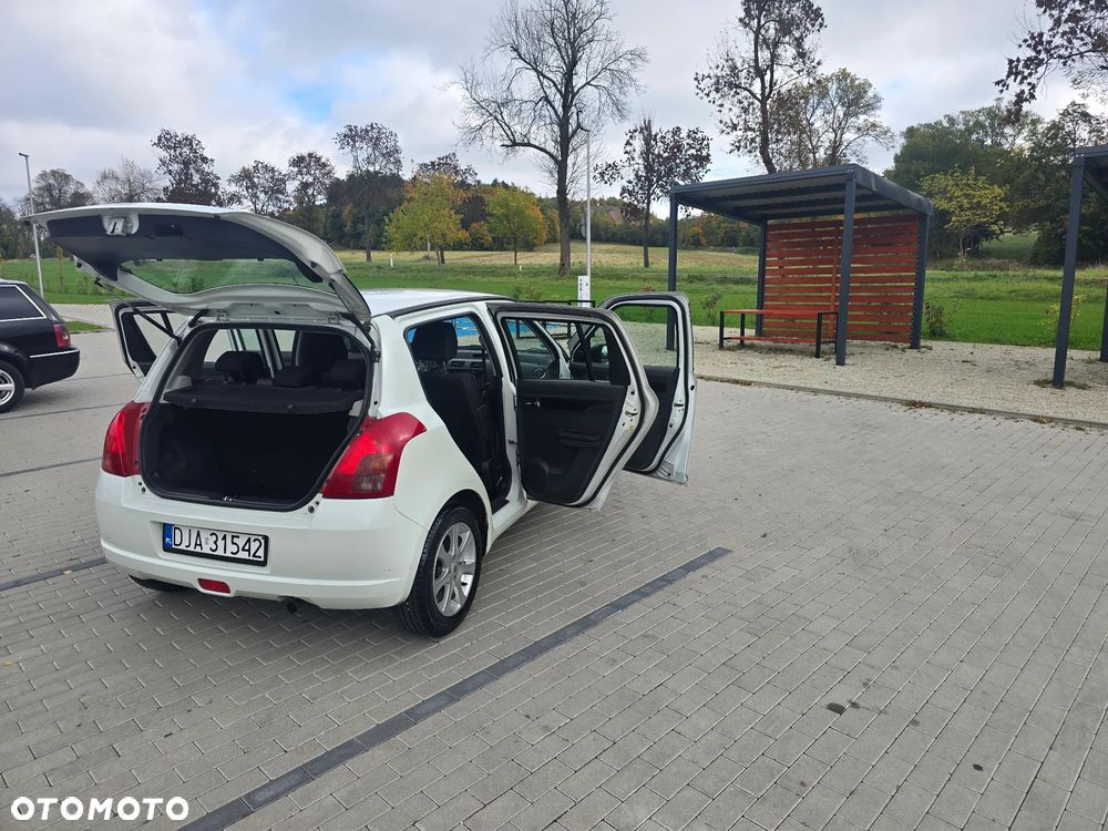 Suzuki Swift 1.3 Comfort - 22