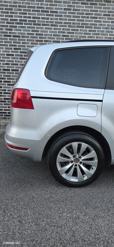 VW Sharan - 28