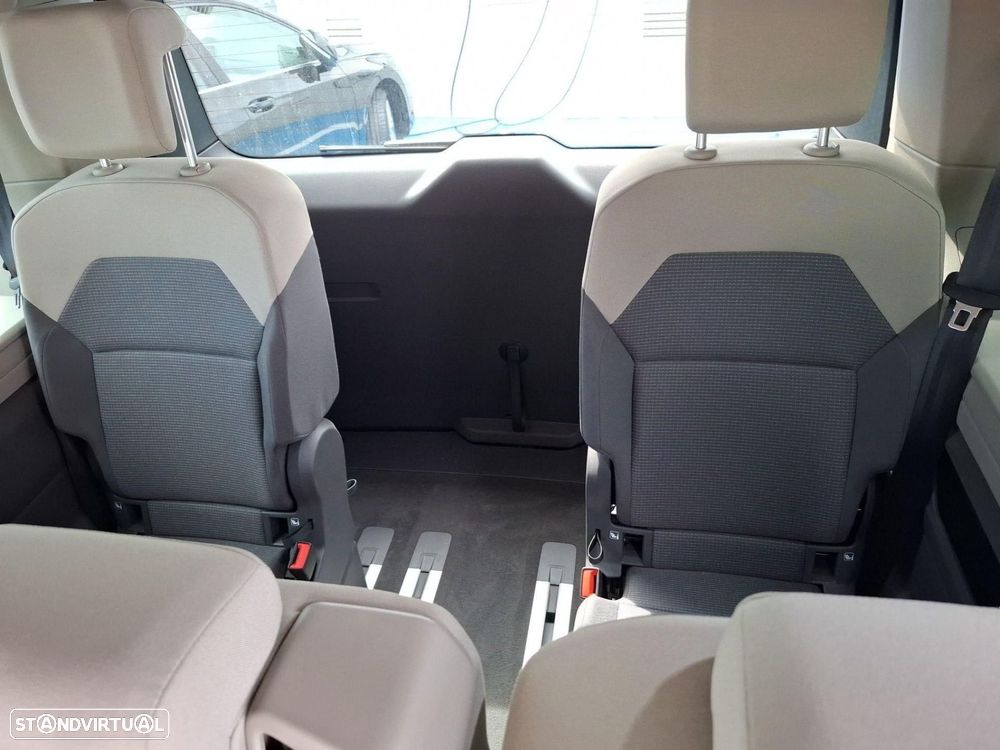 VW Multivan 1.5 TSI e-Hybrid Trend DSG - 11