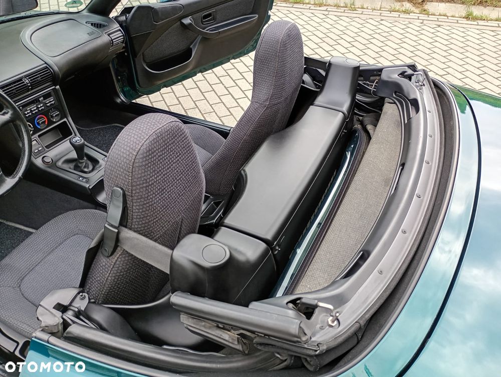 BMW Z3 1.8 - 12