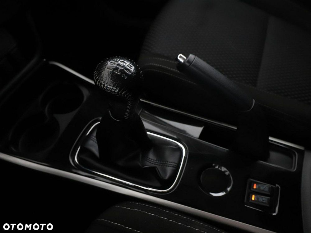 Mitsubishi Outlander 2.0 2WD Edition 100 - 26