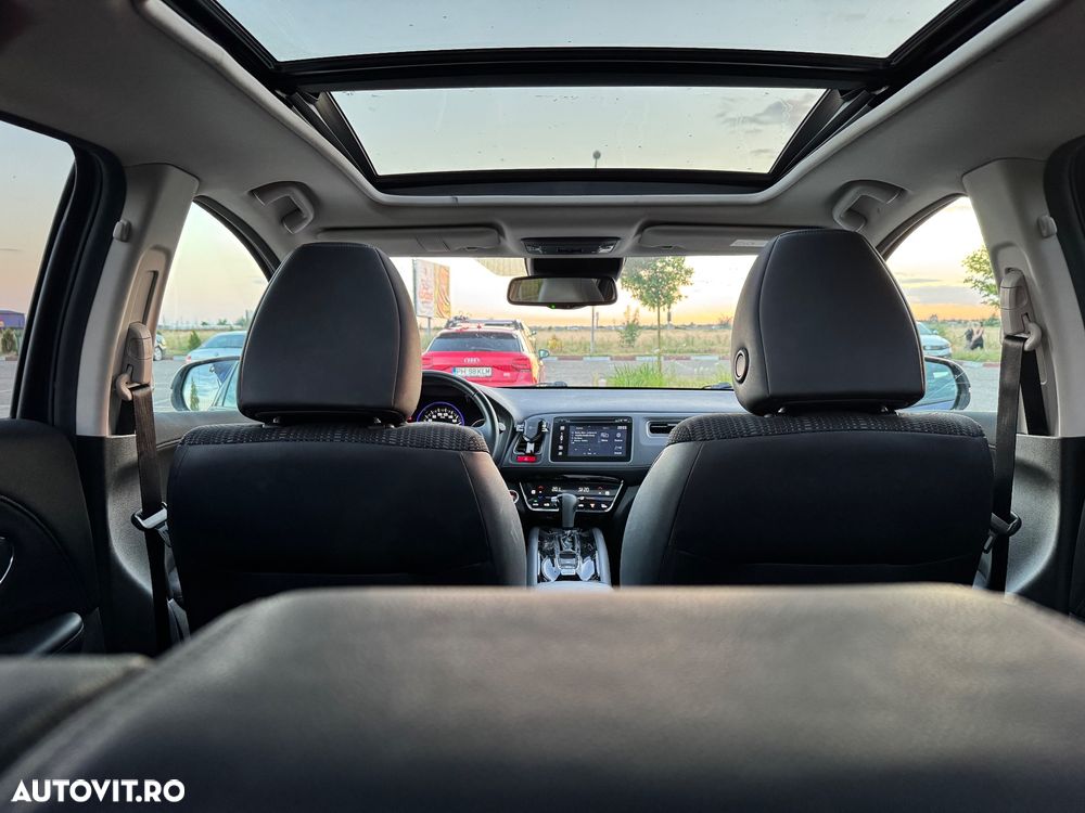 Honda HR-V 1.5 i-VTEC CVT Executive - 11