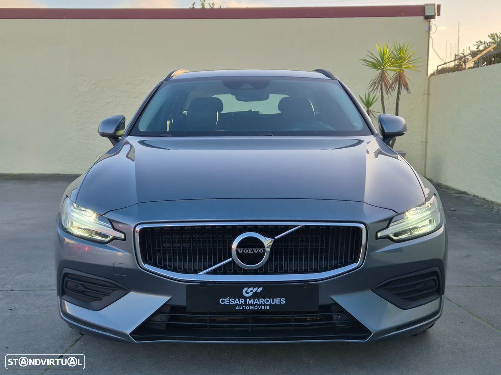 Volvo V60 2.0 D3 Momentum Plus - 10