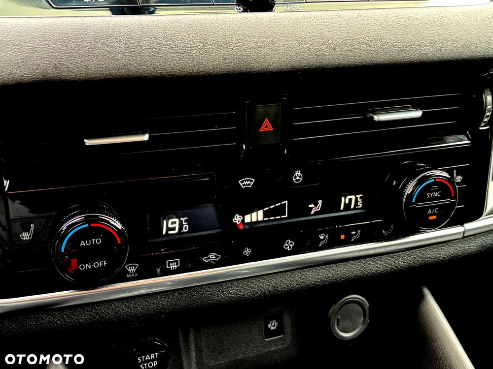 Nissan Qashqai 1.5 e-POWER N-Connecta - 28