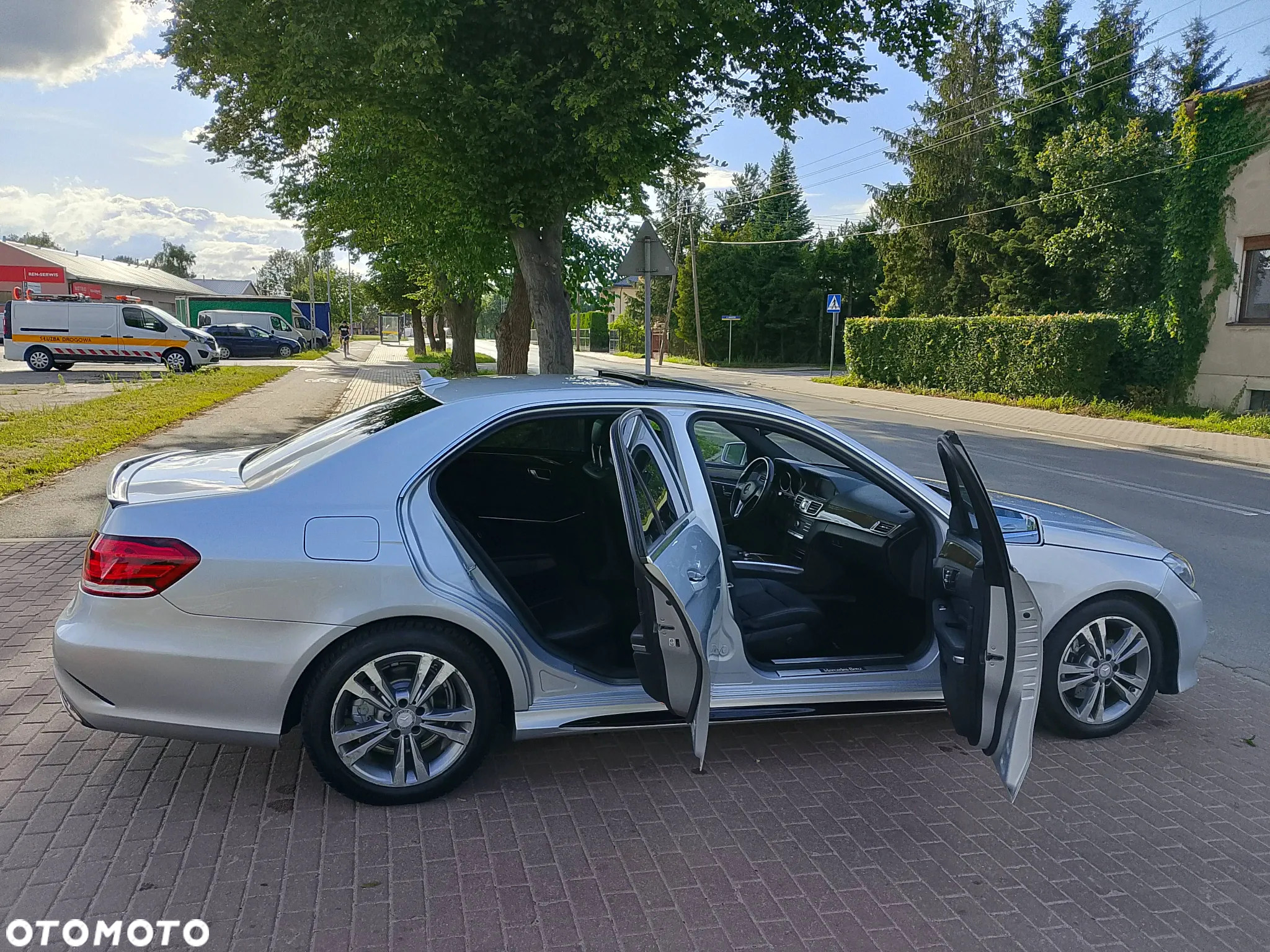 Mercedes-Benz Klasa E 250 BlueTEC 4-Matic Avantgarde - 12