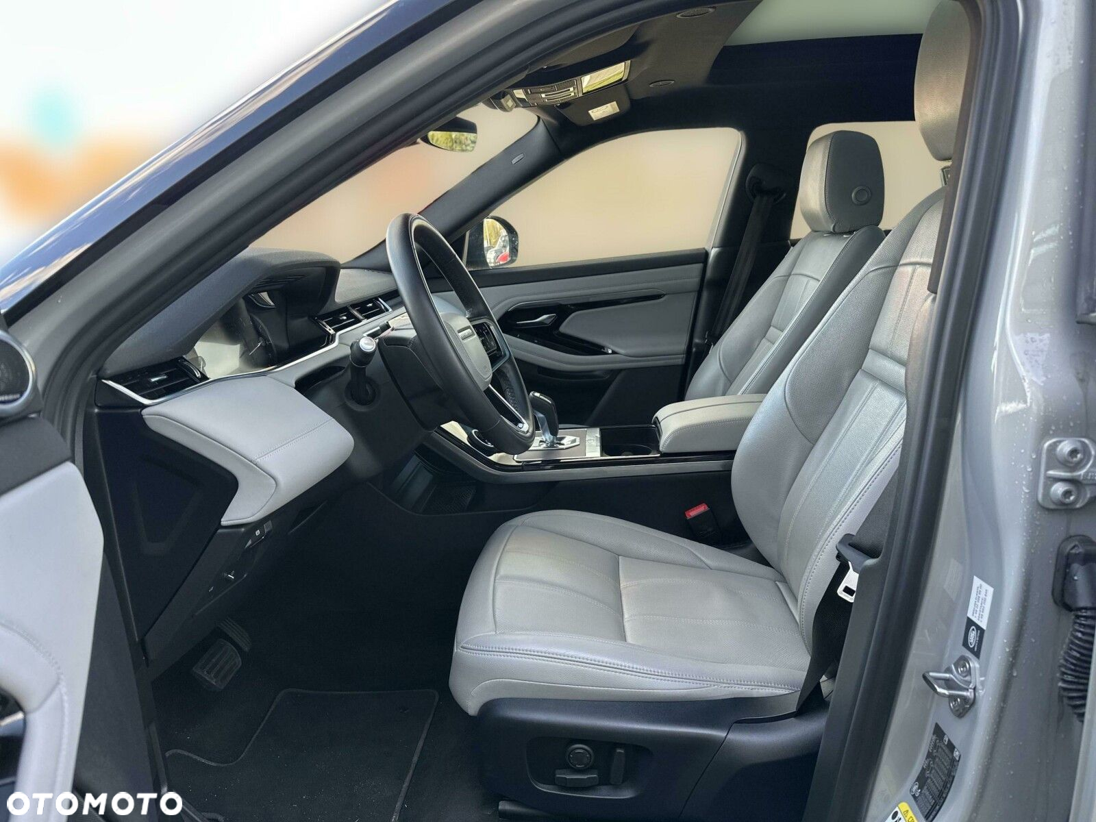 Land Rover Range Rover Evoque - 13