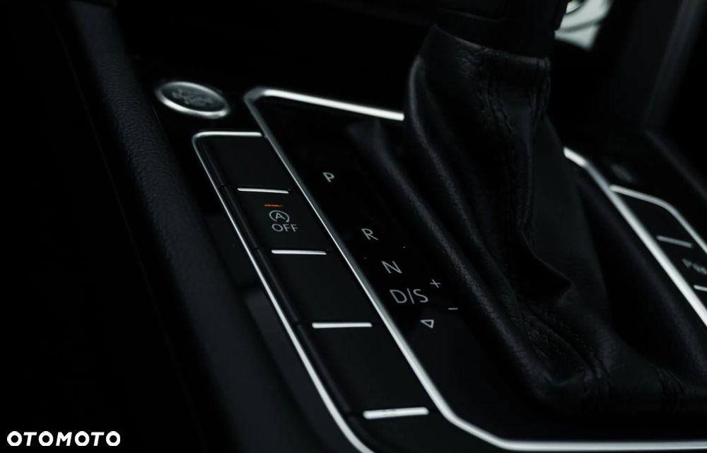 Volkswagen Passat Variant 2.0 TDI Business DSG - 21