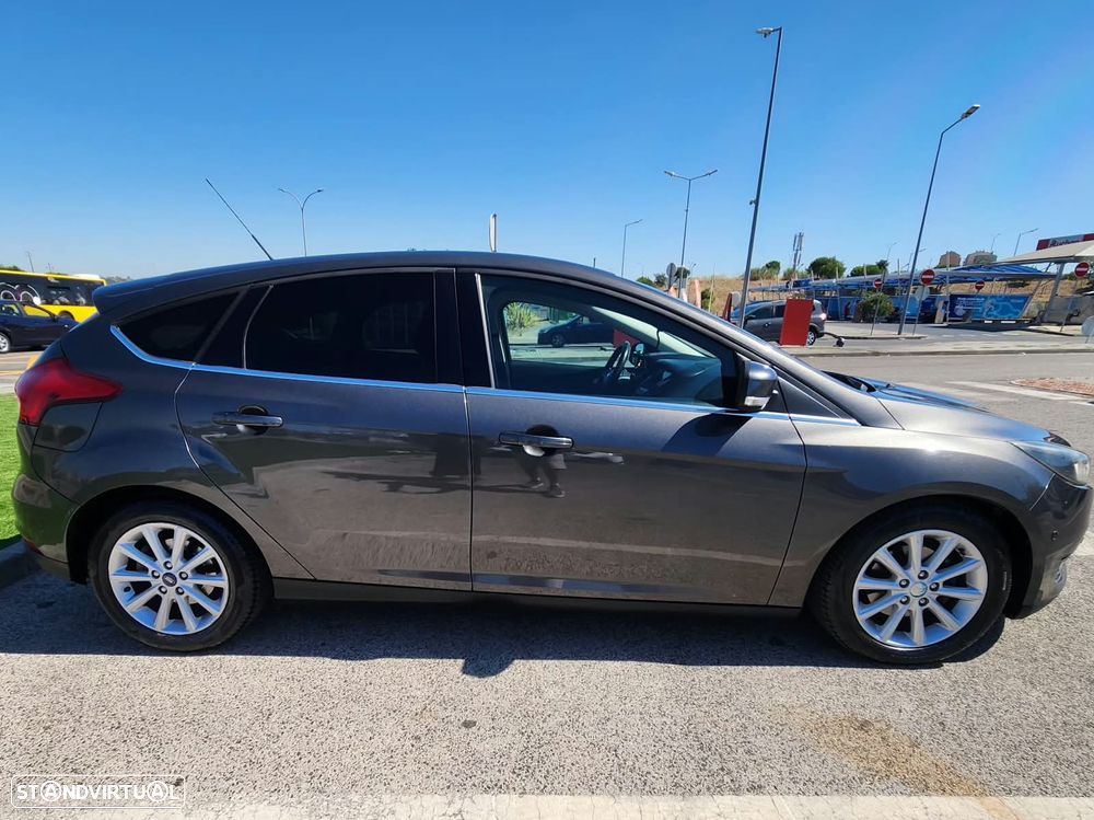 Ford Focus 1.5 TDCi Titanium DPS - 6