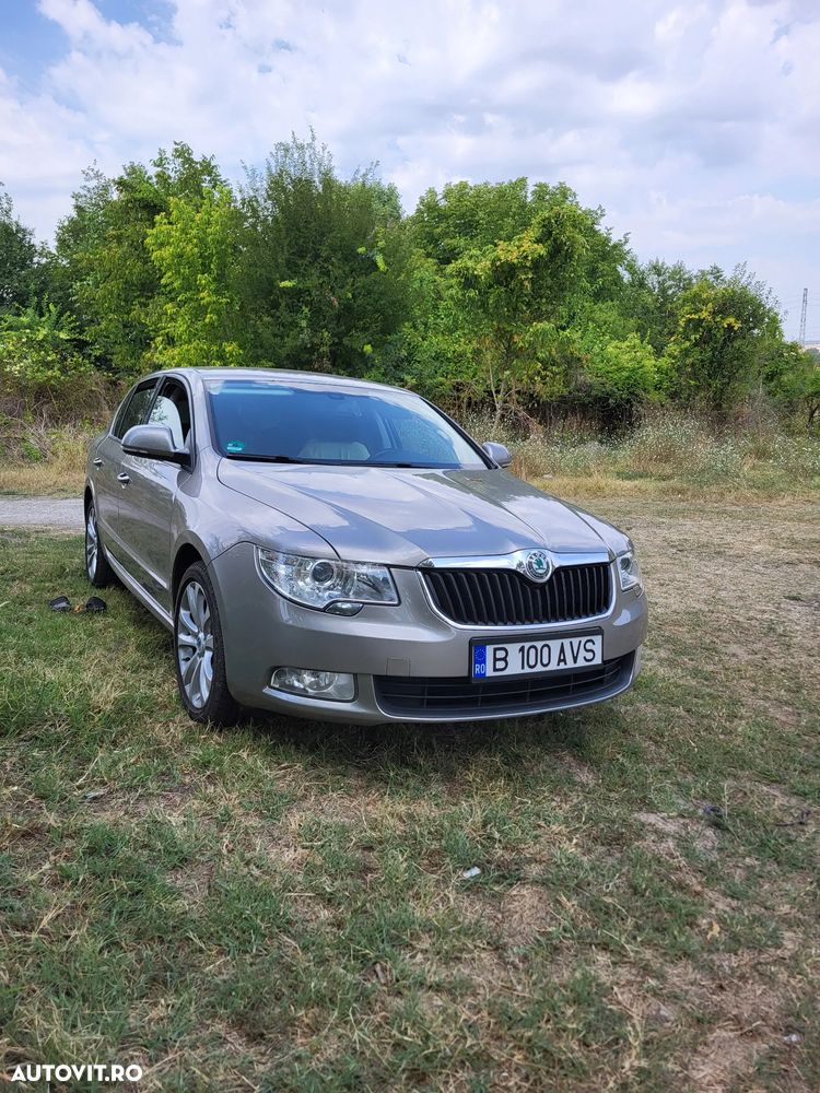 Skoda Superb 2.0 TDI Comfort DSG - 11