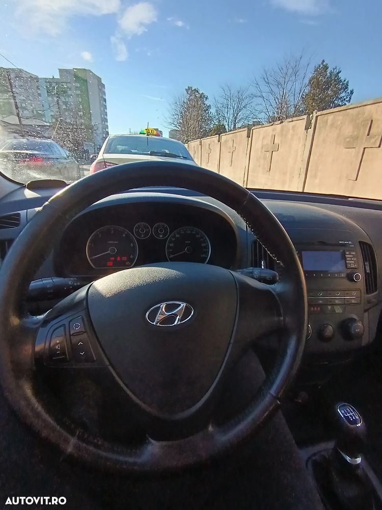 Hyundai i30 1.6 CRDI Classic - 7