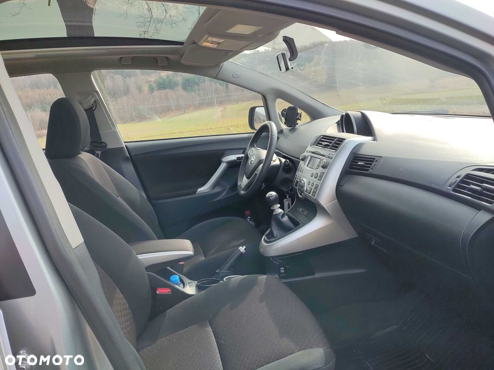 Toyota Verso - 5