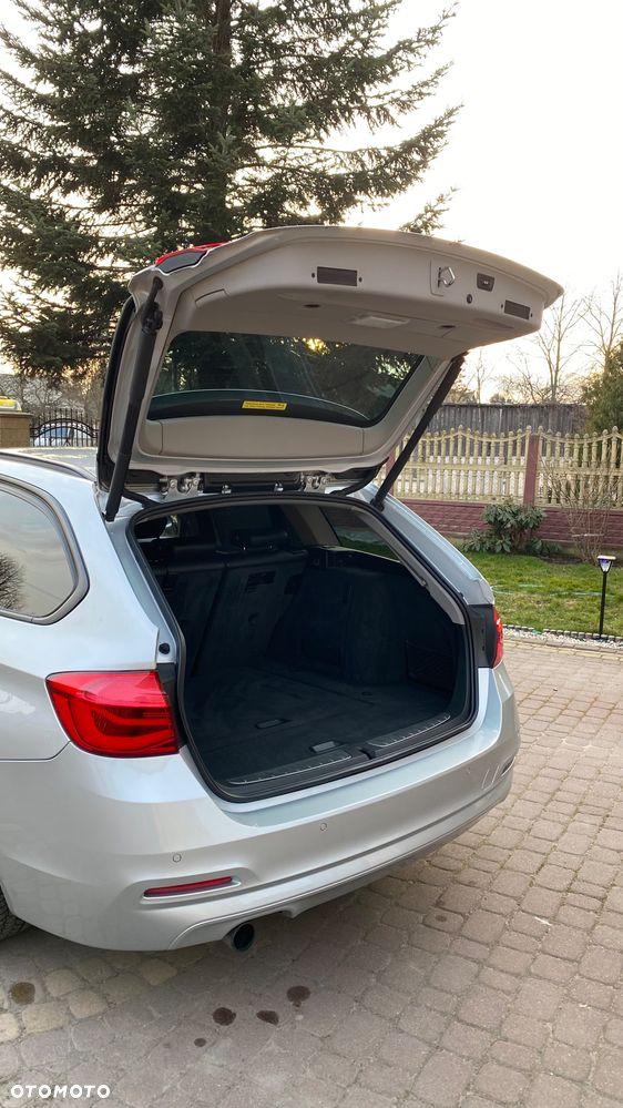 BMW Seria 3 318d - 13