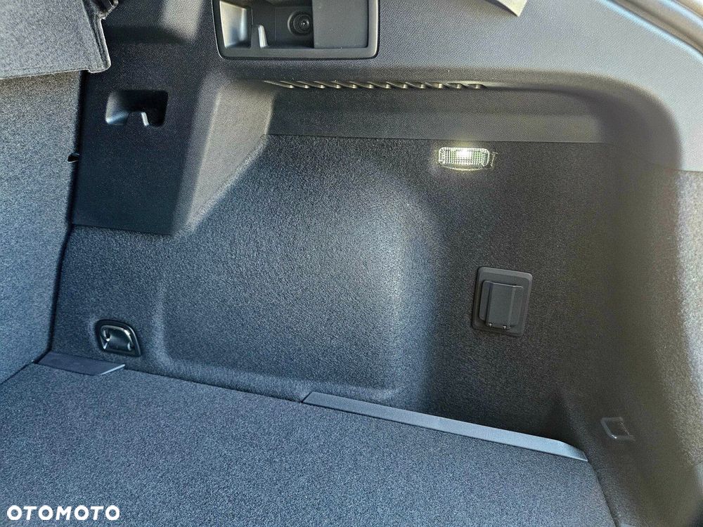 Cupra Formentor 1.5 eTSI mHEV DSG - 12