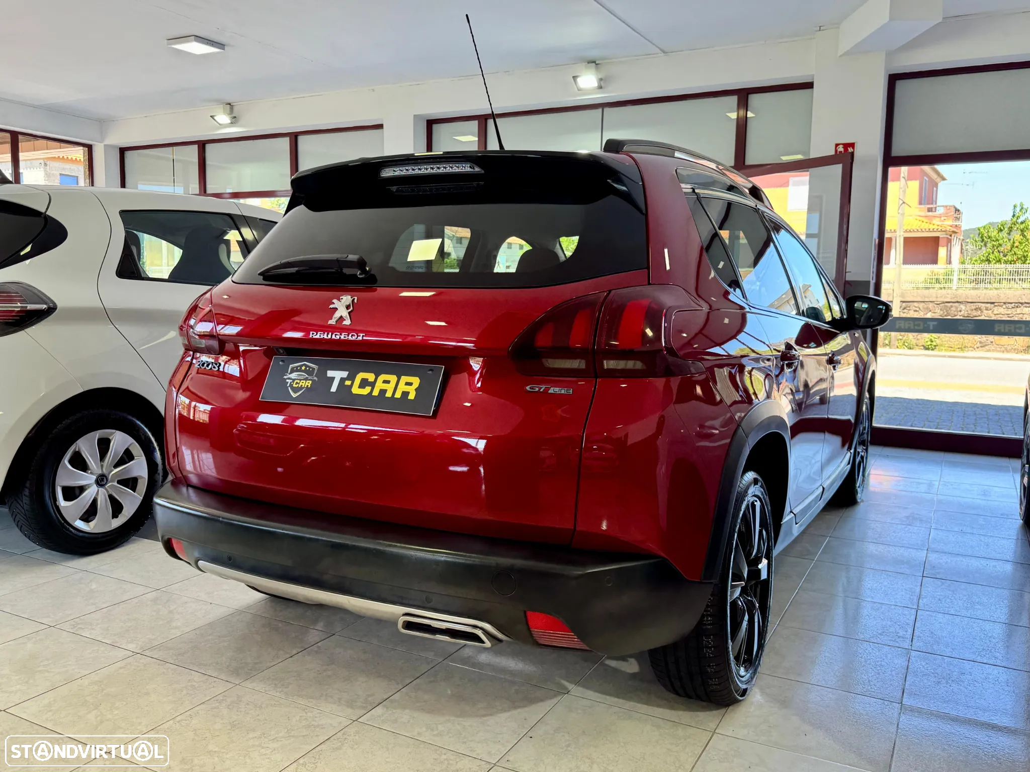 Peugeot 2008 PureTech 130 Stop&Start GT-Line Edition - 11