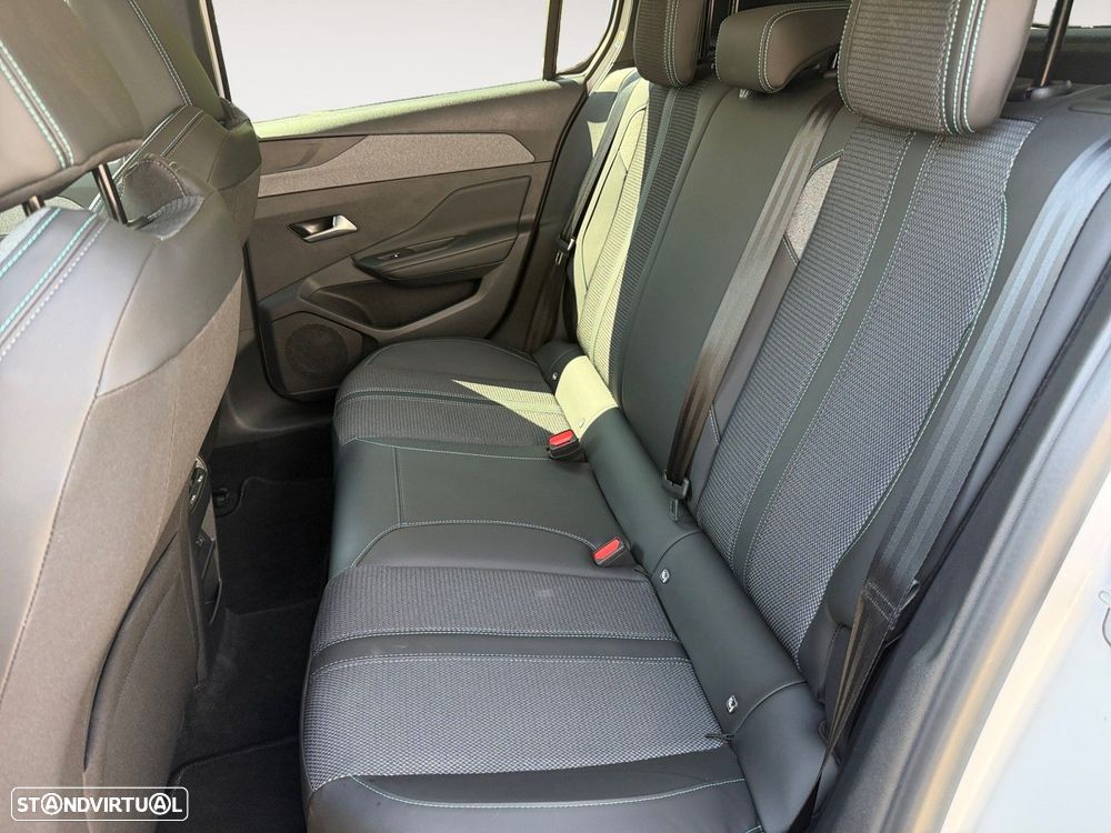 Peugeot 308 1.2 Hybrid Allure e-DCS6 - 13