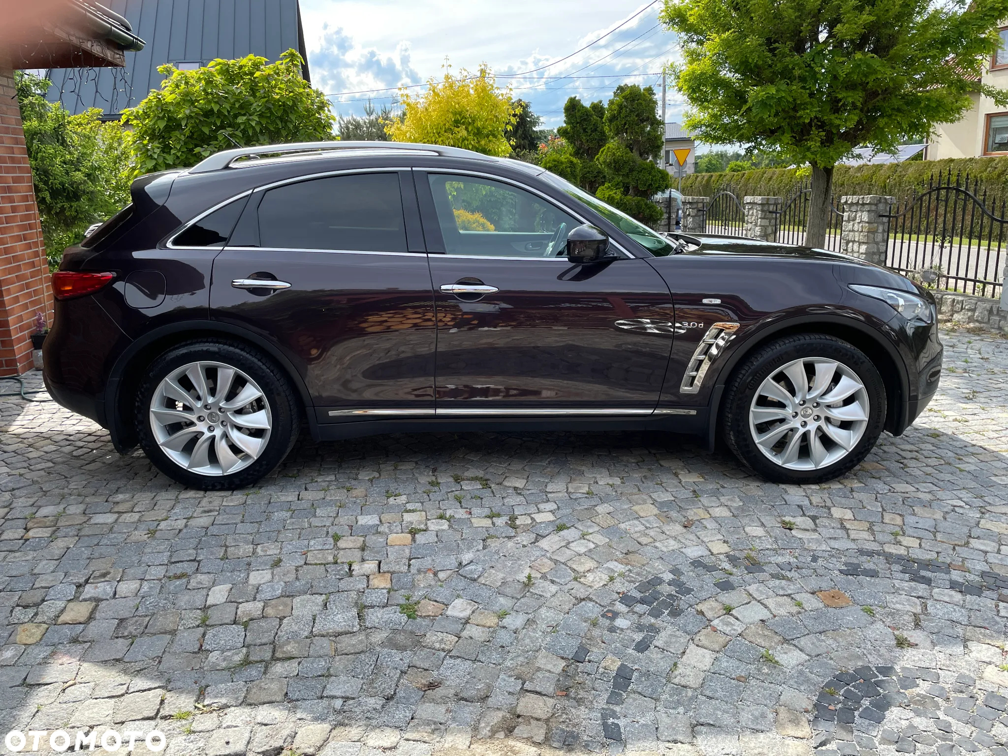 Infiniti QX70 3.0d S Premium - 2