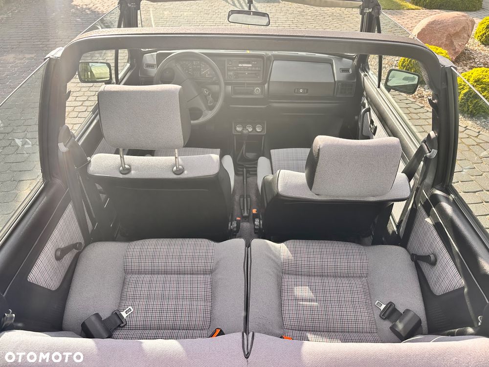 Volkswagen Golf Cabriolet 1.8 GL - 19