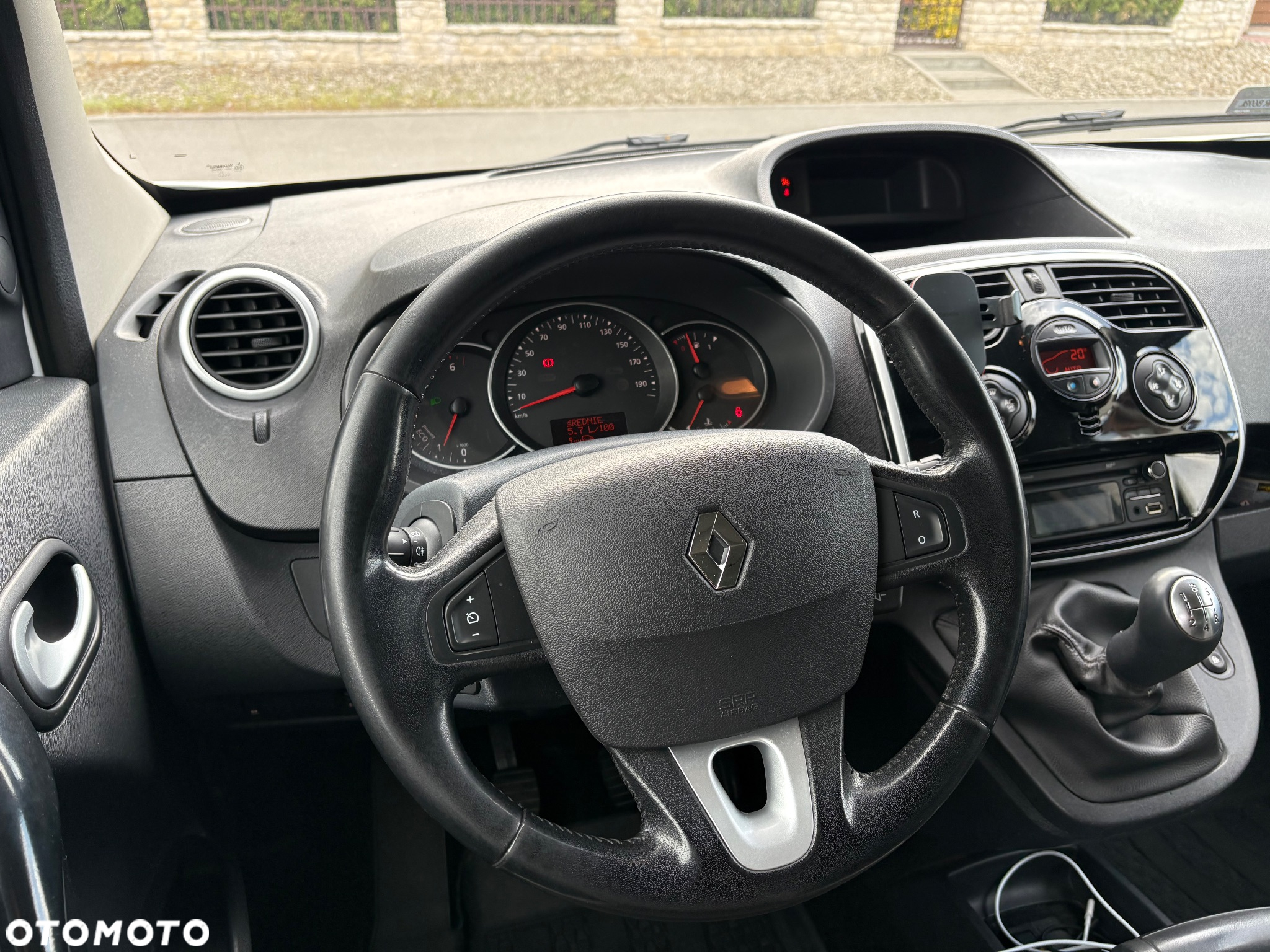 Renault Kangoo ENERGY dCi 90 FAP Start & Stop Expression - 11