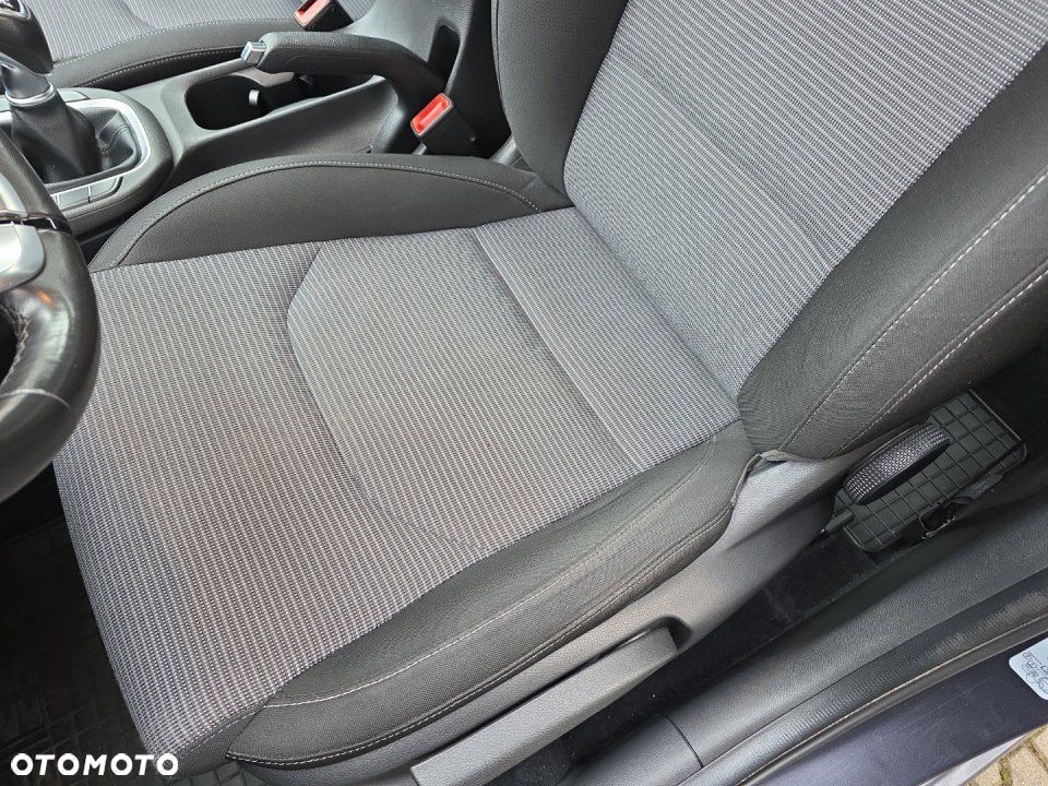 Hyundai i30 - 12