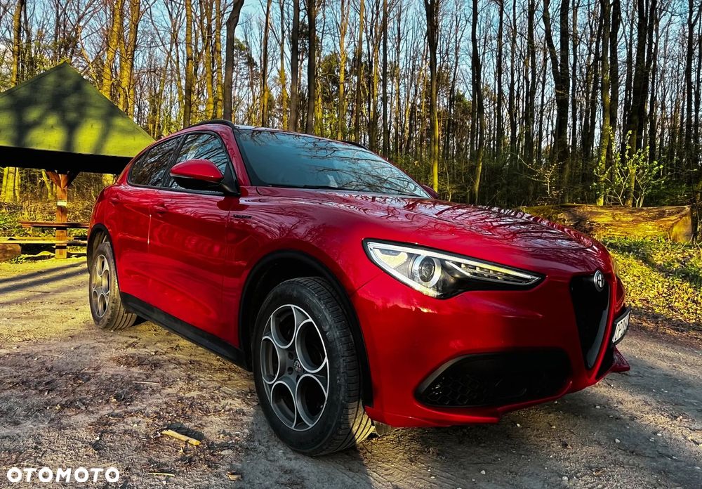 Alfa Romeo Stelvio 2.0 Turbo 16V AT8-Q4 Sprint - 9