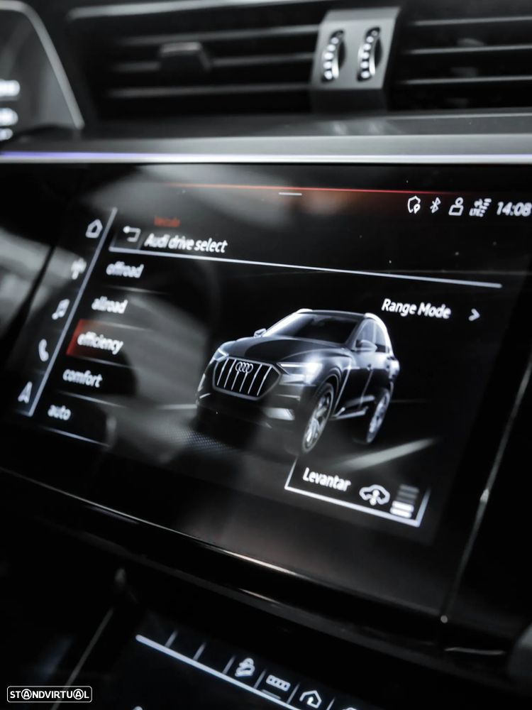 Audi e-tron Sportback 55 quattro S line - 22