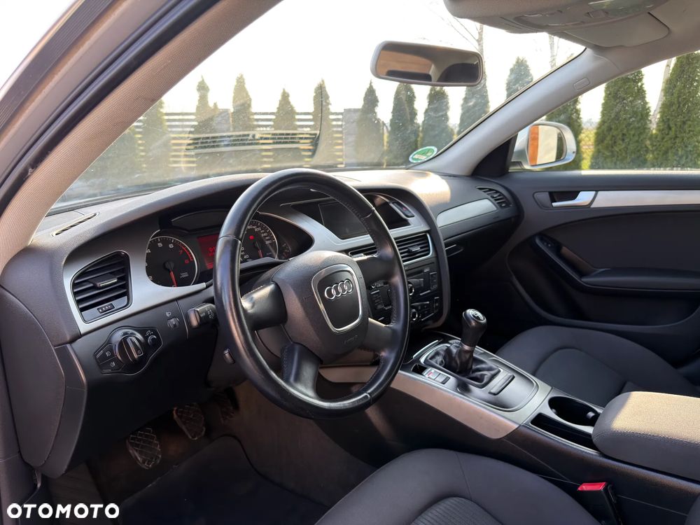 Audi A4 Limousine 1.8 TFSI Attraction - 29