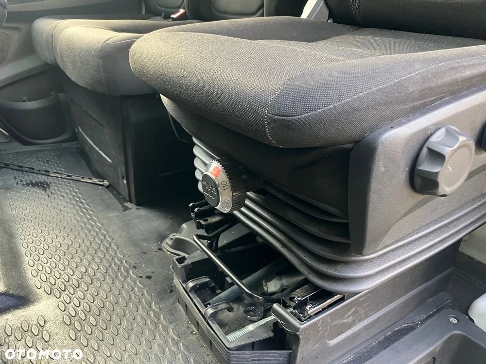 Iveco Daily 3.0 35C16 winda kontener - 6