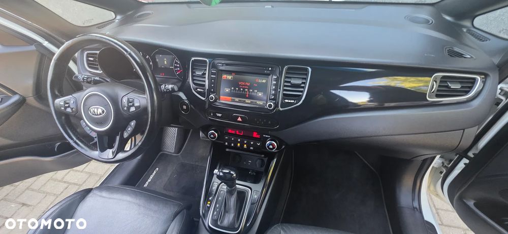 Kia Carens 1.7 CRDi 141 ISG Spirit - 37