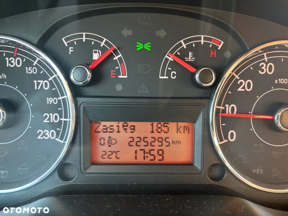 Fiat Grande Punto 1.4 8V Active - 13