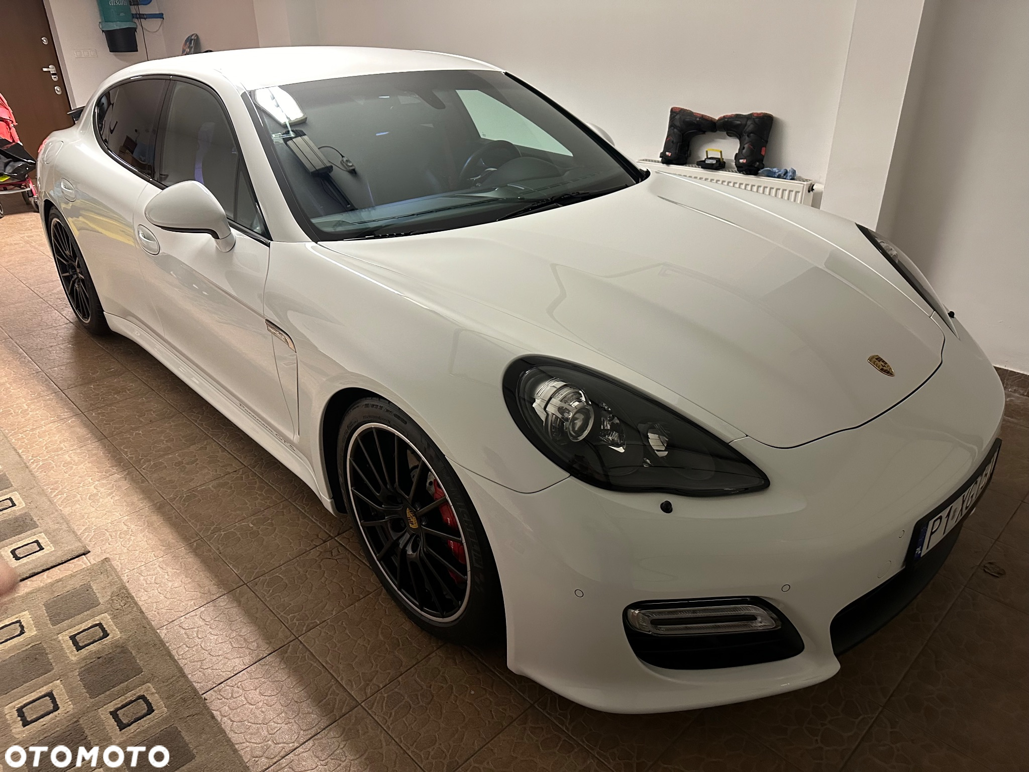 Porsche Panamera GTS - 24
