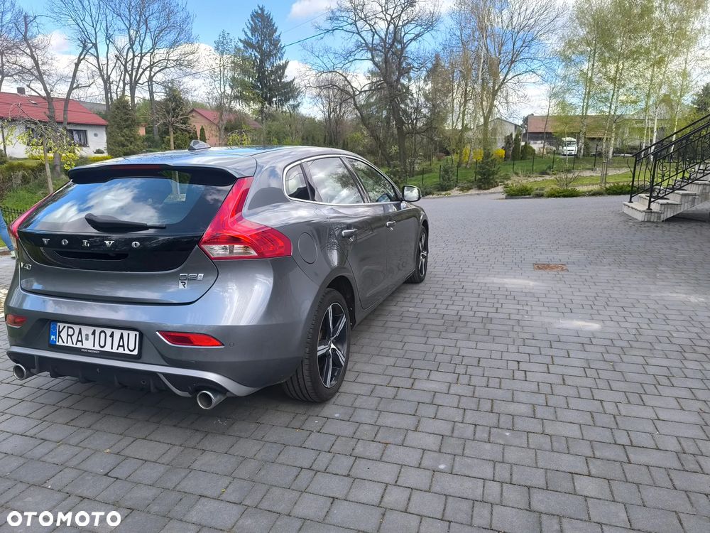 Volvo V40 D2 RDesign - 14