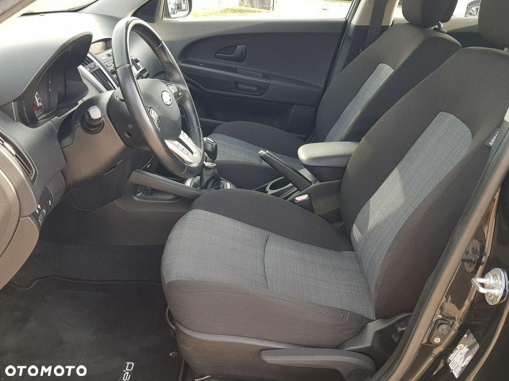 Kia Ceed 1.4 CVVT Spirit - 9