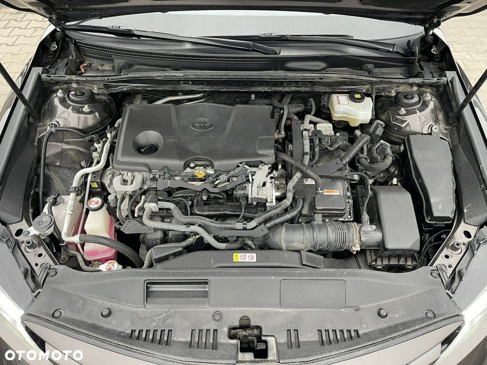 Toyota Camry 2.5 Hybrid Comfort CVT - 12