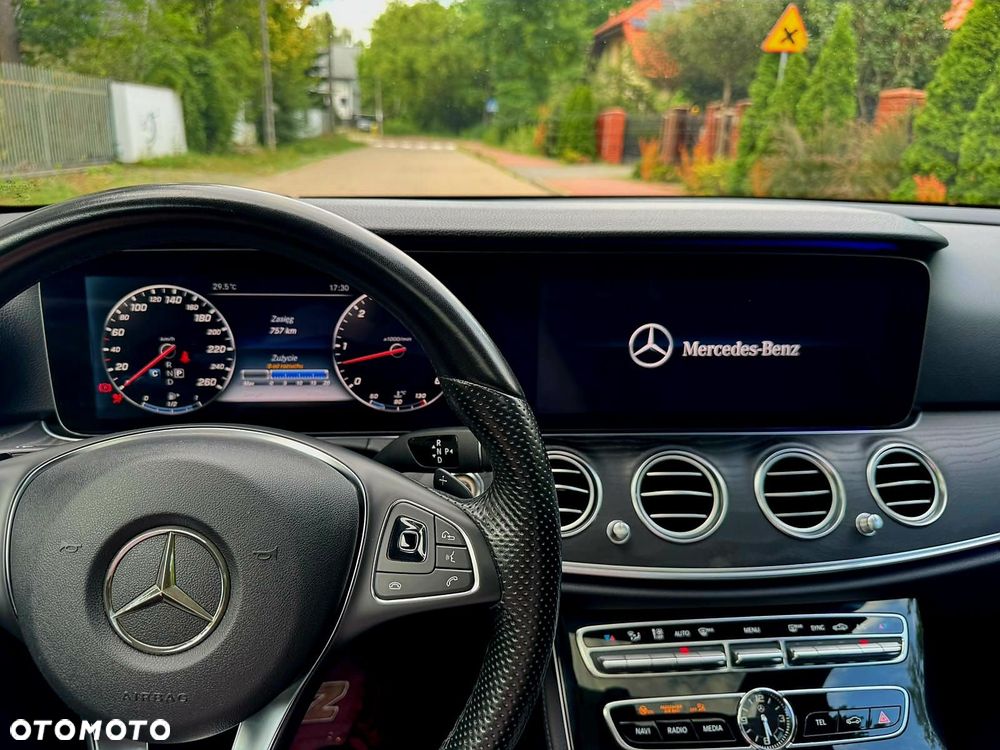 Mercedes-Benz Klasa E 350 D 9G-TRONIC Avantgarde - 33