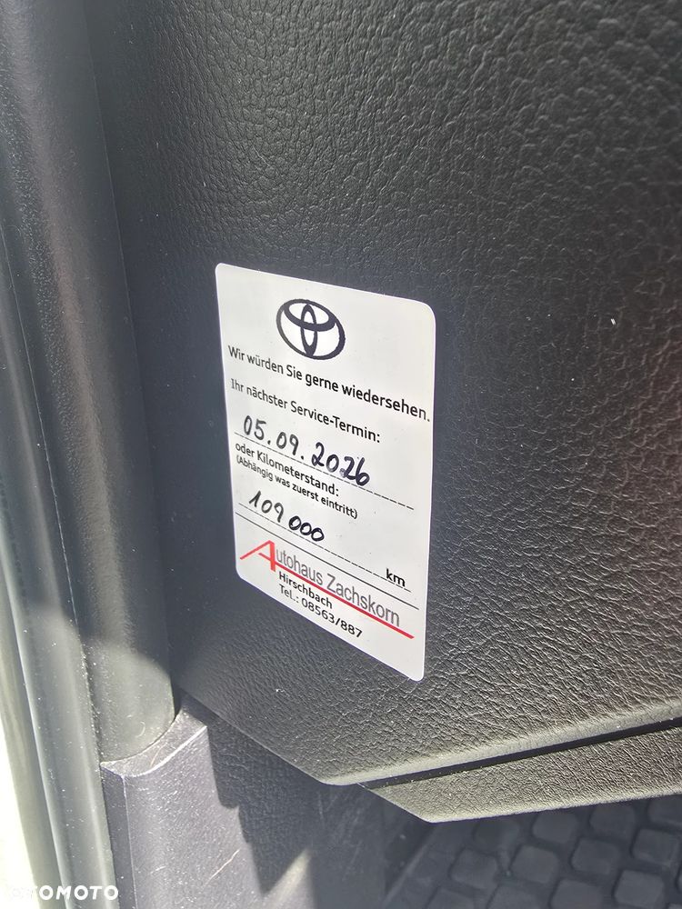 Toyota Auris - 32