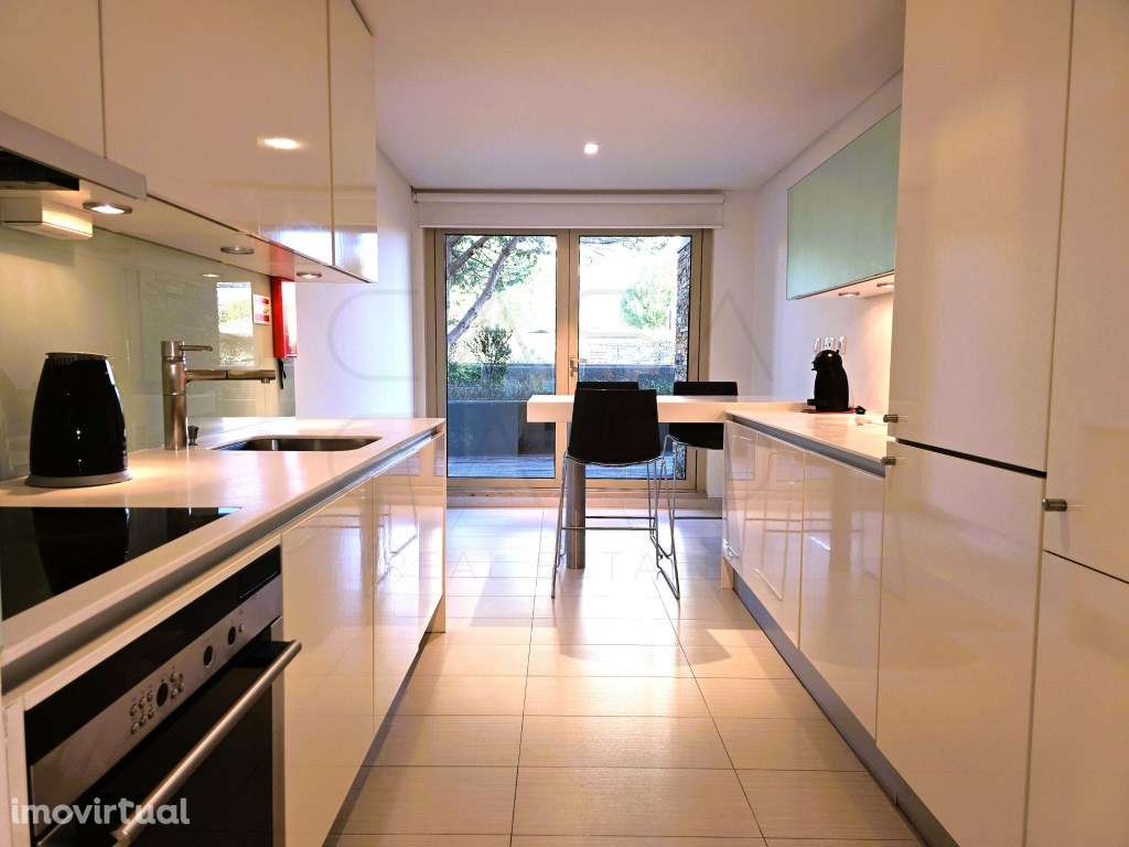 Luxuoso Apartamento Turístico T2+1 com Piscina e Jardim em Troia-Co... - Grande imagem: 5/25