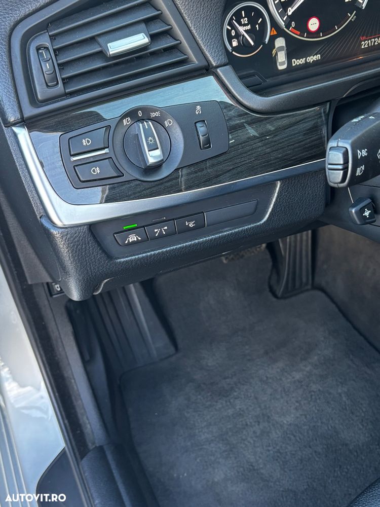 BMW Seria 5 520d Aut. - 12