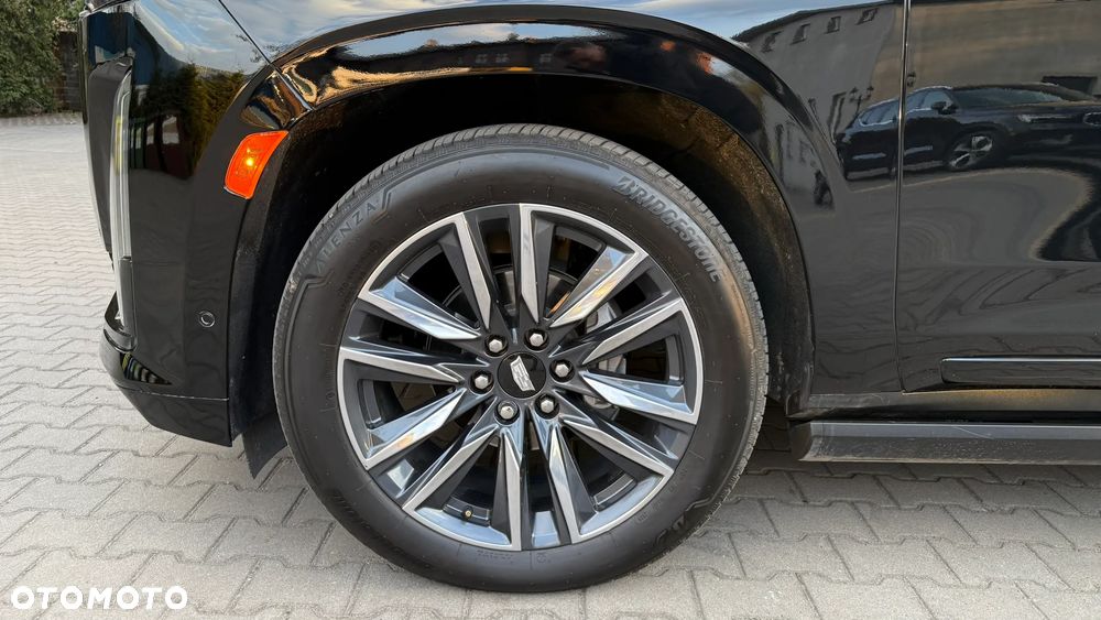 Cadillac Escalade ESV 6.2 V8 AWD AT Platinum - 13