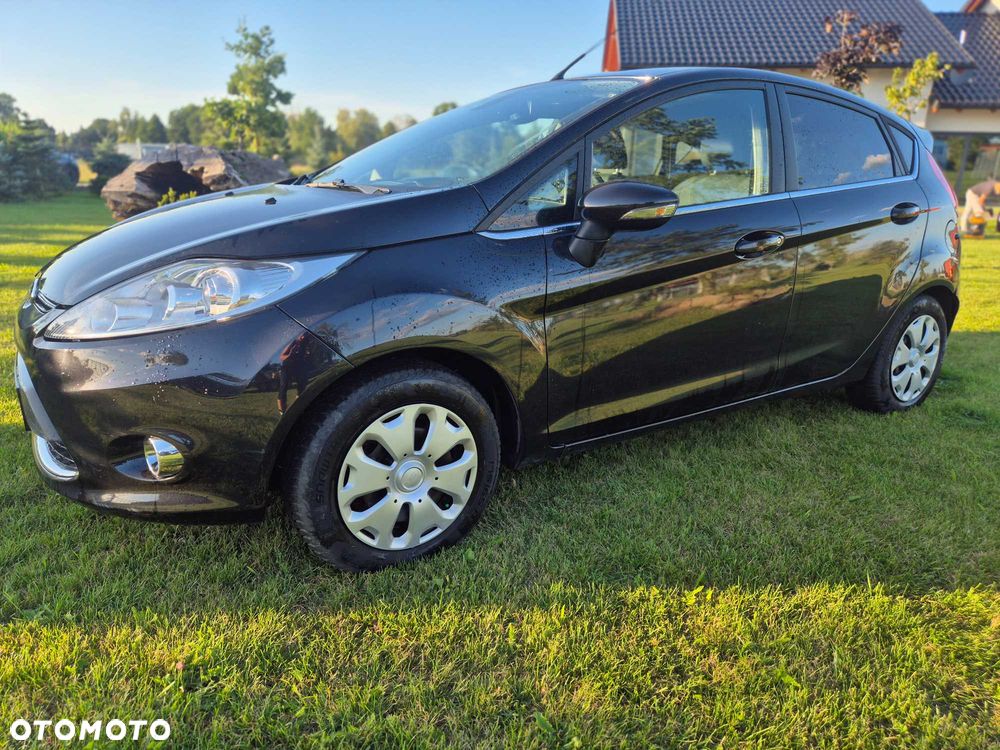 Ford Fiesta - 6