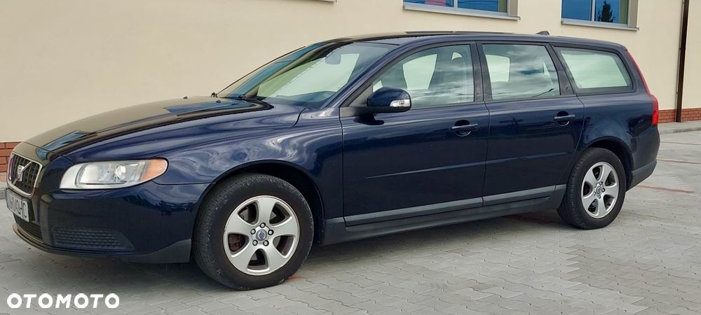 Volvo V70 2.0D Momentum - 10