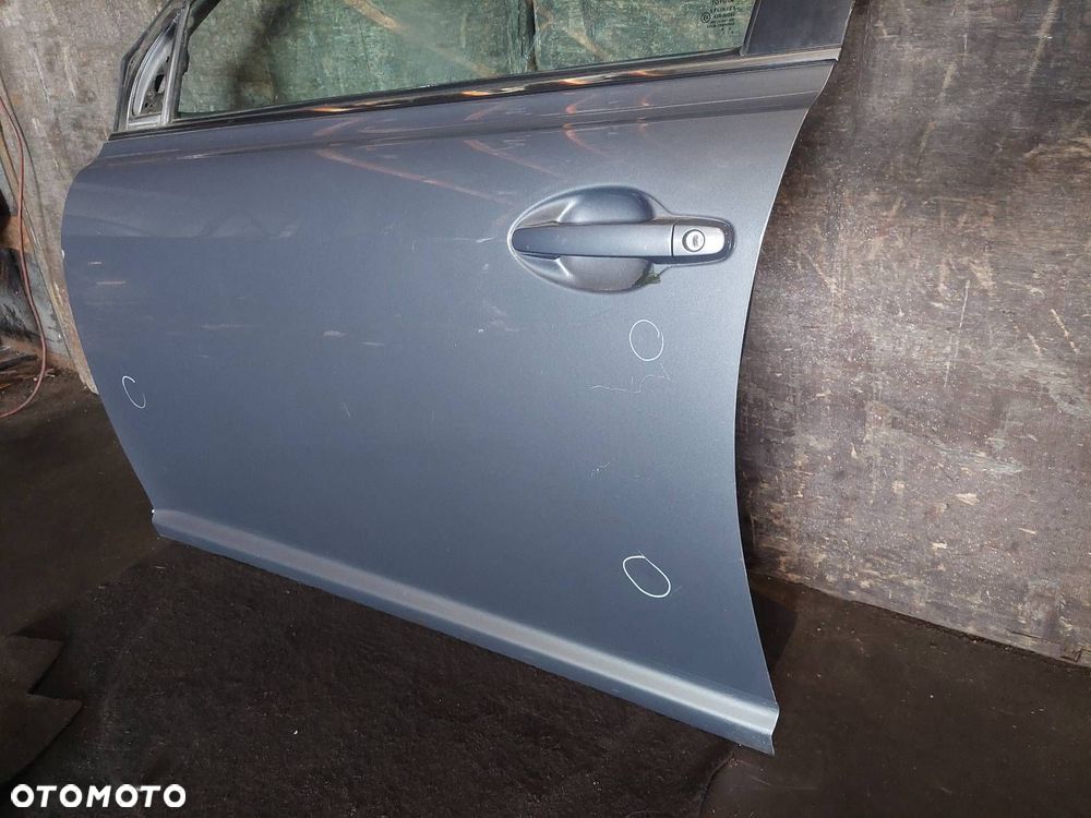 DRZWI KOMPLETNE LEWY PRZÓD TOYOTA AVENSIS T25 1E5 - 7