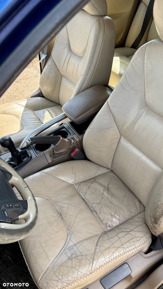 Volvo V70 Cross Country 2.4 AWD - 9