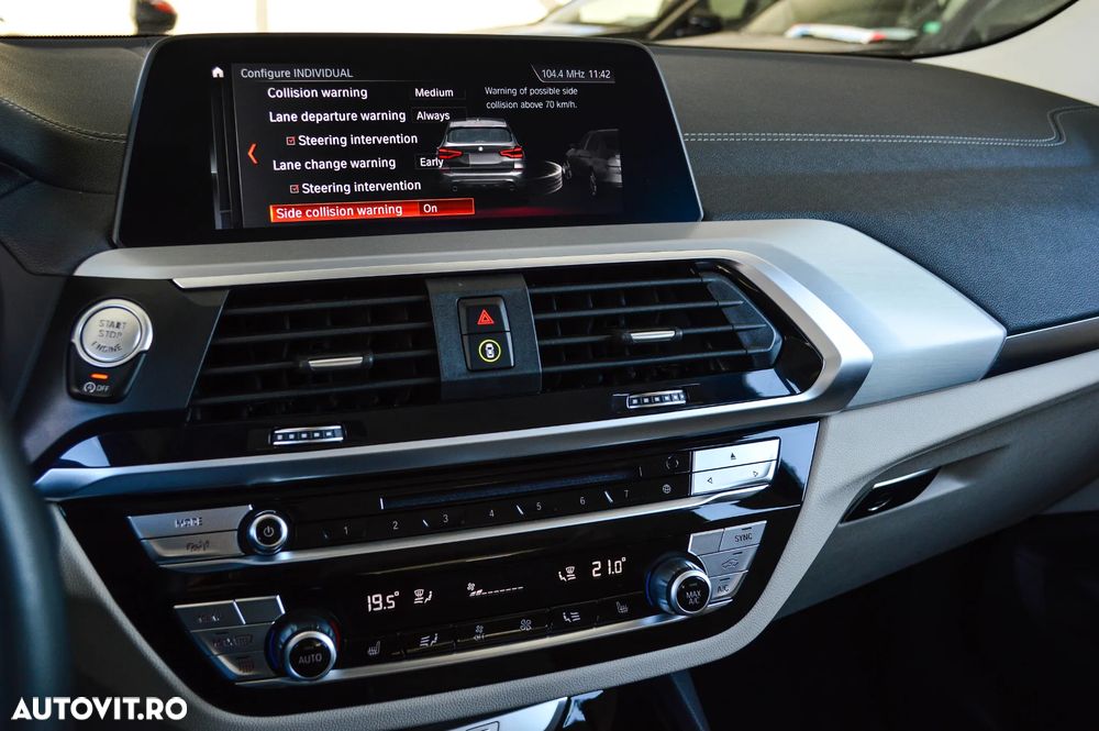 BMW X3 xDrive20d AT Luxury Line - 26